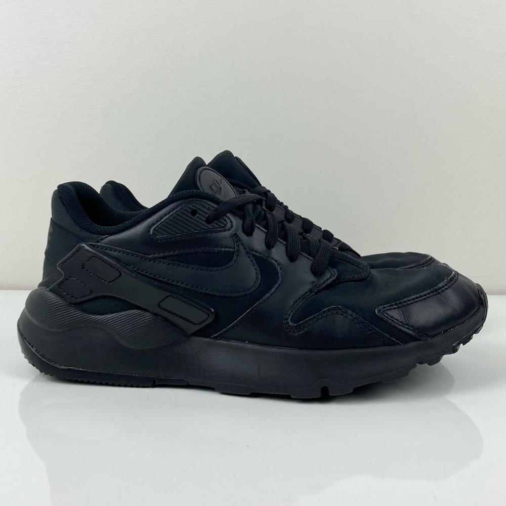 Nike Women’s LD Victory Triple Black Athletic Training Shoes Size 10.0